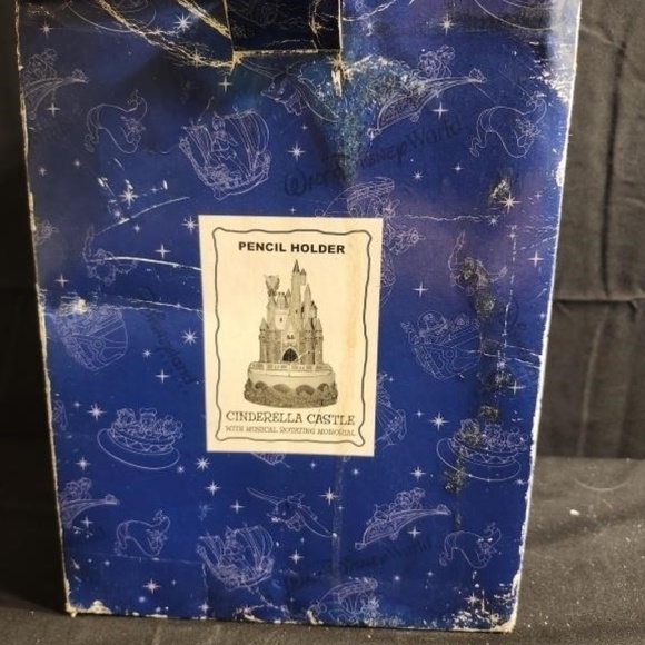Disney Cinderella Musical Pencil Holder - Picture 5 of 6